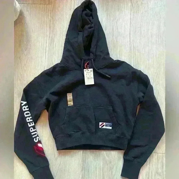 Superdry cropped hoodie new with tags size XS - Picture 2 of 3